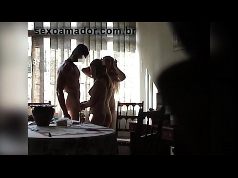 ❤️ የወሲብ ጓደኞች አንድ ግዙፍ ሰው እና አንድ ሶስት ሰው አብረውት ይጋብዛሉ ጥራት ያለው ወሲብ